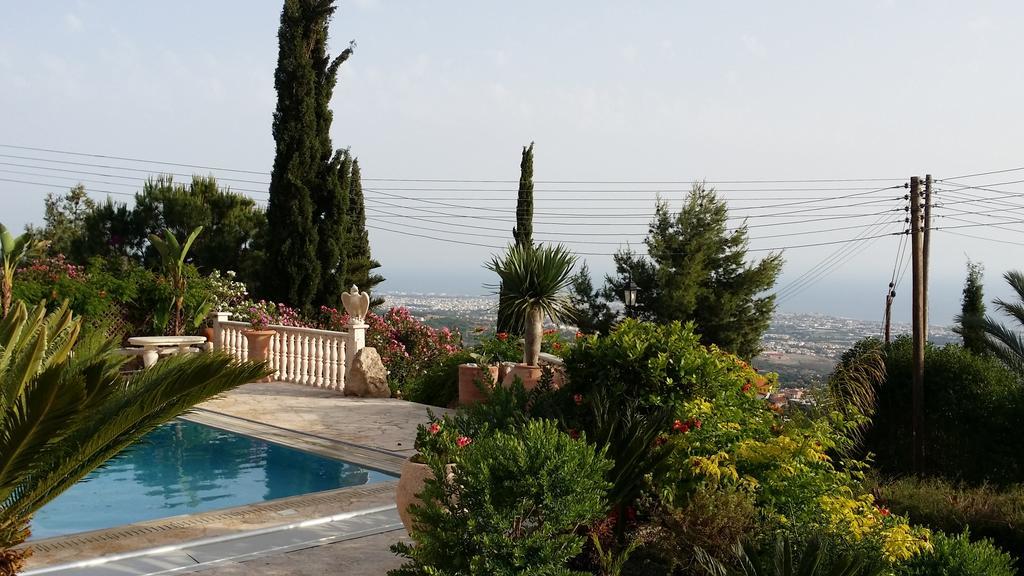 Garden Of Eden Villa Пафос Экстерьер фото